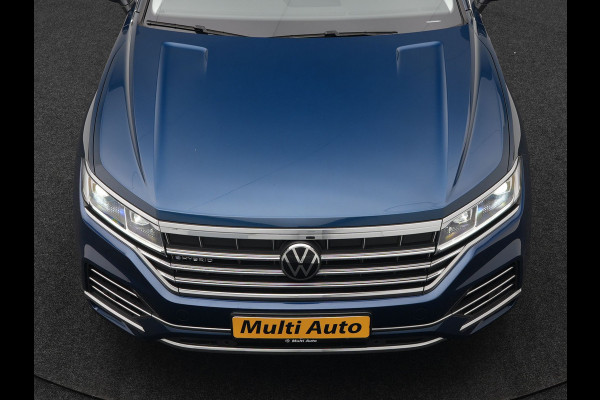 Volkswagen Touareg 3.0 TSi eHybrid 4MOTION Elegance Plug In Hybrid 381pk Dealer O.H PHEV | Panodak | Luchtvering | 21" L.M | Camera | Adaptive Cruise | Lederen Sportstoelen Verwarmd | Stuurverwarming | Navigatie | Virtual | DAB |
