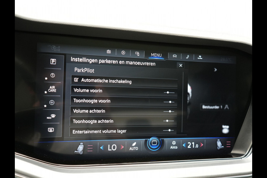 Volkswagen Touareg 3.0 TSi eHybrid 4MOTION Elegance Plug In Hybrid 381pk Dealer O.H PHEV | Panodak | Luchtvering | 21" L.M | Camera | Adaptive Cruise | Lederen Sportstoelen Verwarmd | Stuurverwarming | Navigatie | Virtual | DAB |
