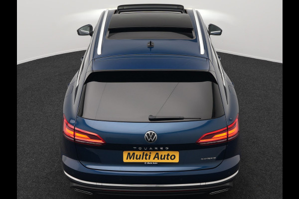 Volkswagen Touareg 3.0 TSi eHybrid 4MOTION Elegance Plug In Hybrid 381pk Dealer O.H PHEV | Panodak | Luchtvering | 21" L.M | Camera | Adaptive Cruise | Lederen Sportstoelen Verwarmd | Stuurverwarming | Navigatie | Virtual | DAB |