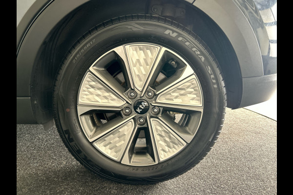 Kia e-Soul ExecutiveLine 64 kWh | Shuif/kanteldak | Lederen bekleding | Stoelverwarming en ventilatie!