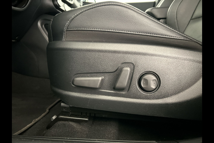 Kia e-Soul ExecutiveLine 64 kWh | Shuif/kanteldak | Lederen bekleding | Stoelverwarming en ventilatie!