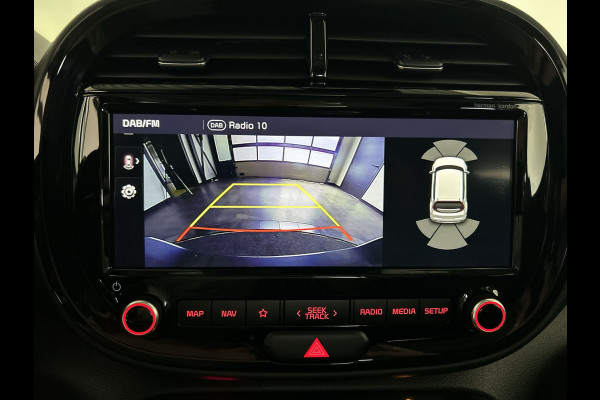 Kia e-Soul ExecutiveLine 64 kWh | Shuif/kanteldak | Lederen bekleding | Stoelverwarming en ventilatie!