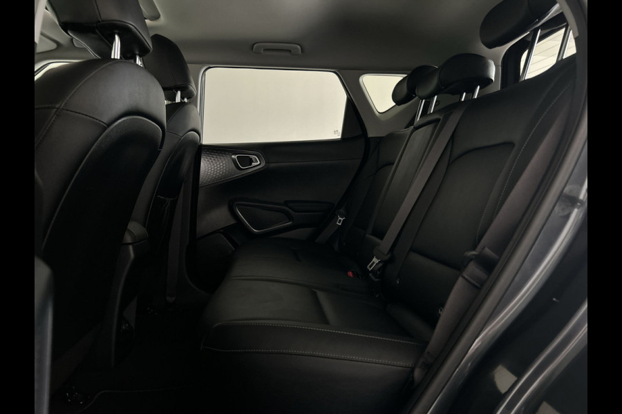 Kia e-Soul ExecutiveLine 64 kWh | Shuif/kanteldak | Lederen bekleding | Stoelverwarming en ventilatie!