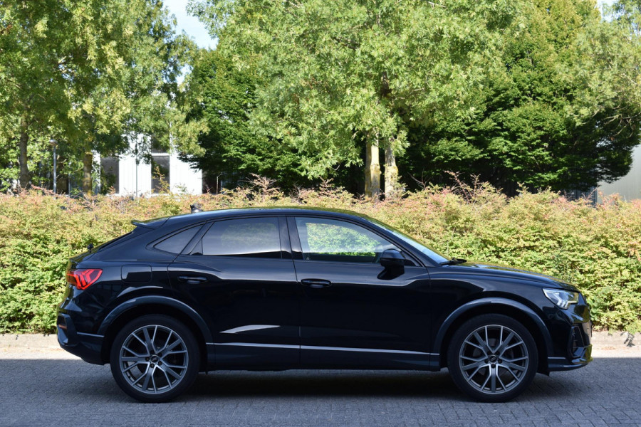 Audi Q3 Sportback 35 TFSI Mhev S Line ACC Lane D.Hoek Keyless Trekhaak