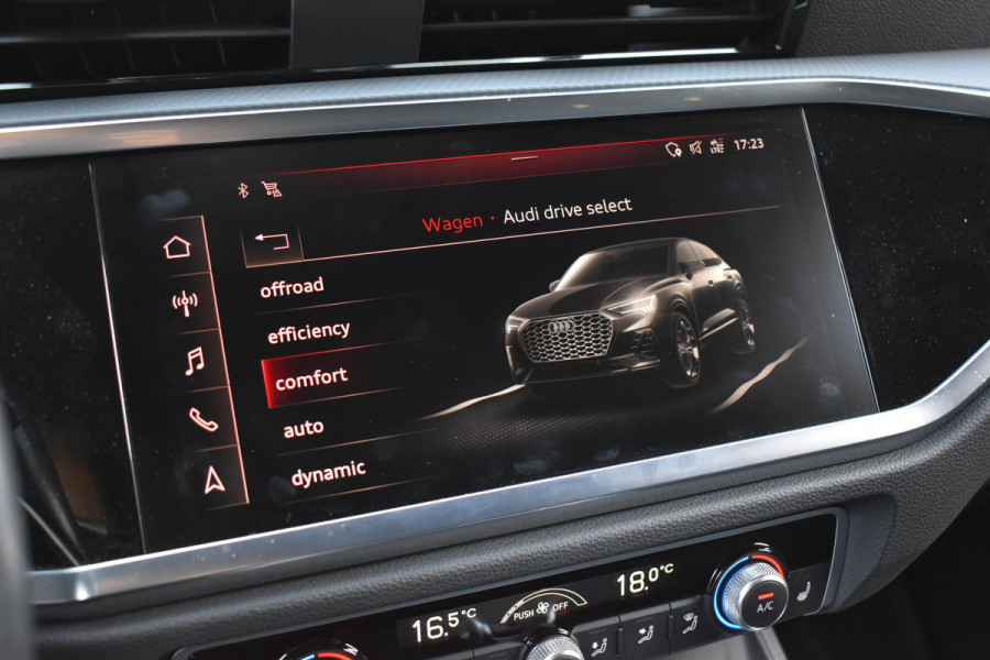 Audi Q3 Sportback 35 TFSI Mhev S Line ACC Lane D.Hoek Keyless Trekhaak