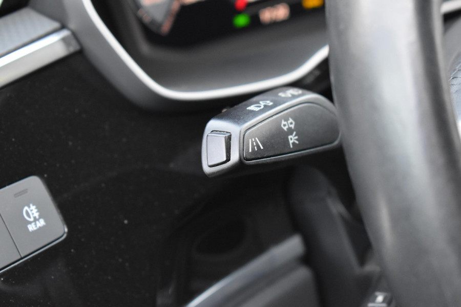 Audi Q3 Sportback 35 TFSI Mhev S Line ACC Lane D.Hoek Keyless Trekhaak
