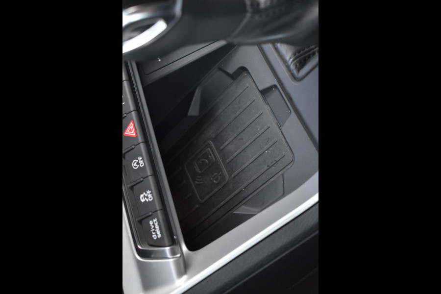Audi Q3 Sportback 35 TFSI Mhev S Line ACC Lane D.Hoek Keyless Trekhaak