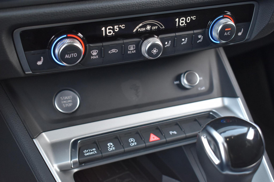 Audi Q3 Sportback 35 TFSI Mhev S Line ACC Lane D.Hoek Keyless Trekhaak