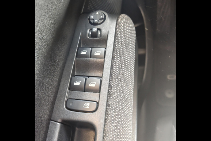 Citroën C3 Aircross 1.2 PureTech S&S Shine eat6 110pk | Panoramadak! | Rijklaar geleverd incl 12 maanden BOVAG garantie |