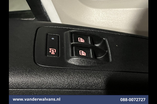 Peugeot Boxer 2.2 BlueHDi 120pk L1H1 Euro6 Airco | Camera | Navigatie | Trekhaak | Cruisecontrol Parkeersensoren, Bijrijdersbank