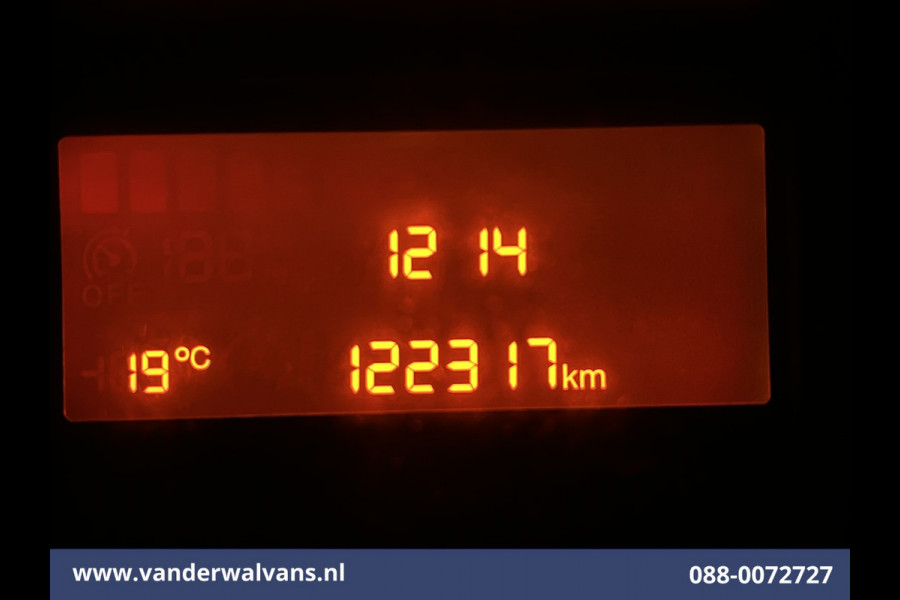Peugeot Boxer 2.2 BlueHDi 120pk L1H1 Euro6 Airco | Camera | Navigatie | Trekhaak | Cruisecontrol Parkeersensoren, Bijrijdersbank