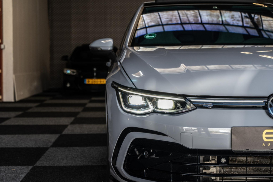 Volkswagen Golf 1.5 eTSI R-Line H&K | Iq Light | Panoramadak |