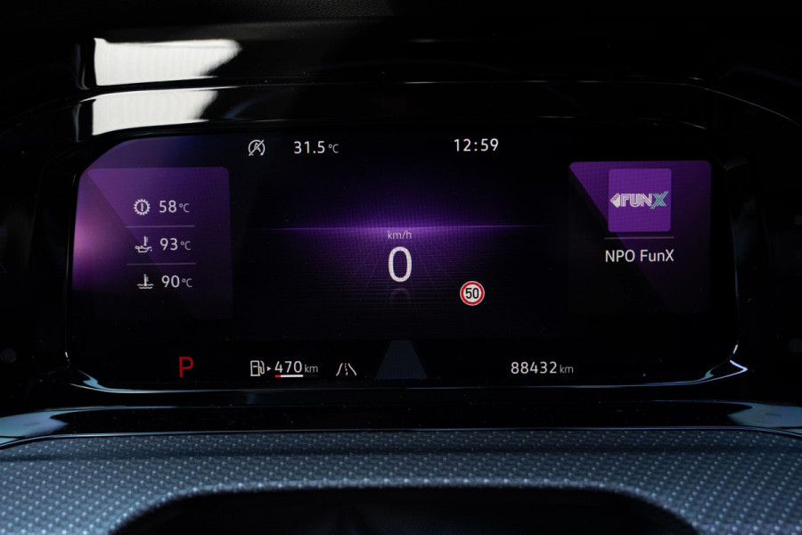 Volkswagen Golf 1.5 eTSI R-Line H&K | Iq Light | Panoramadak |