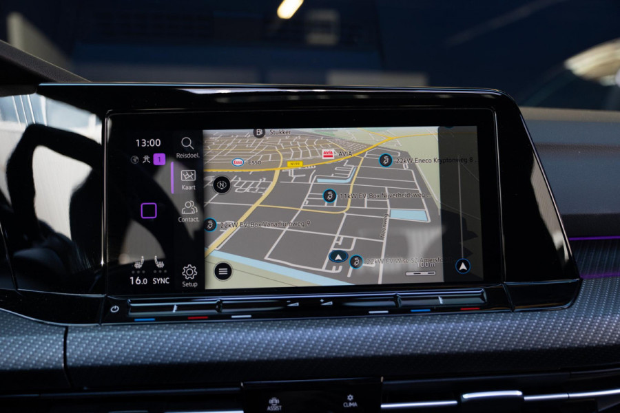 Volkswagen Golf 1.5 eTSI R-Line H&K | Iq Light | Panoramadak |