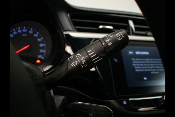 Opel Corsa 1.2 Edition Sport (APPLE CARPLAY,NAVI,CAMERA,PDC,CRUISE,CLIMATE,LANE ASSIST,BLACK EDITON,SPORTSTOELEN,NETTE STAAT)