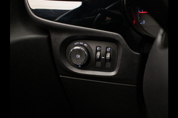 Opel Corsa 1.2 Edition Sport (APPLE CARPLAY,NAVI,CAMERA,PDC,CRUISE,CLIMATE,LANE ASSIST,BLACK EDITON,SPORTSTOELEN,NETTE STAAT)
