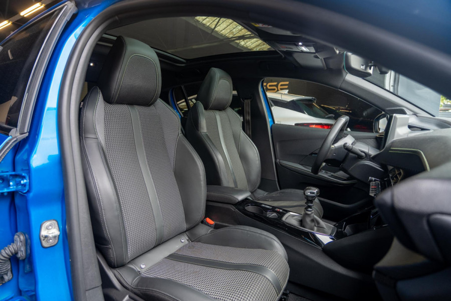 Peugeot 208 1.2 PureTech GT | Pano | Camera | Cruise