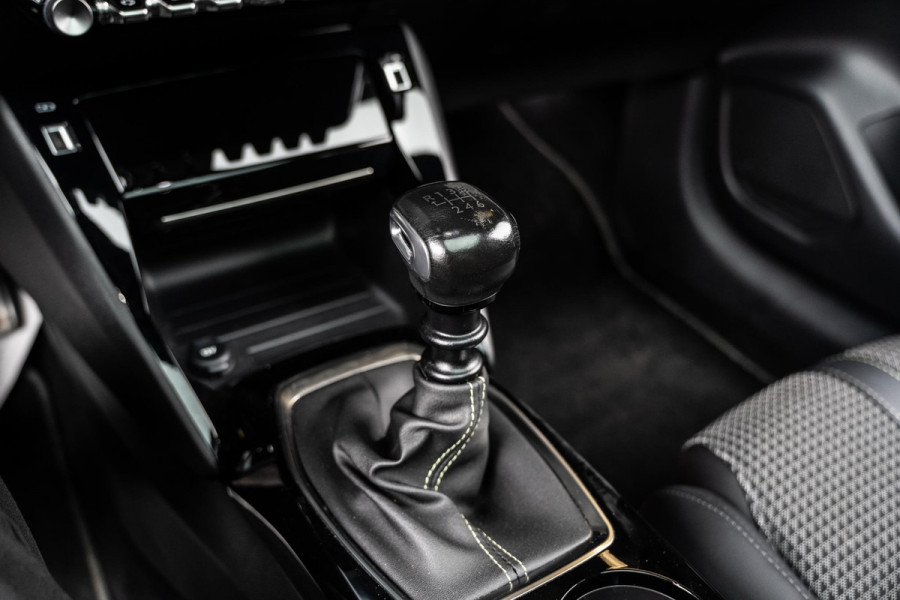 Peugeot 208 1.2 PureTech GT | Pano | Camera | Cruise