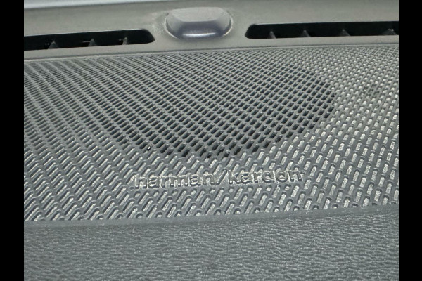 Volvo XC40 1.5 T5 Recharge R-Design Pano H/K Leer 360° Memory