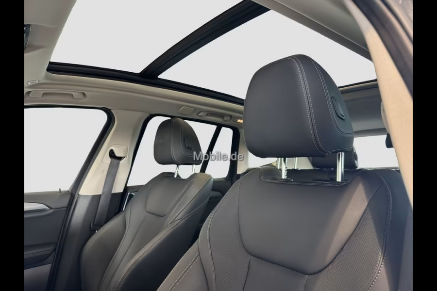 BMW X3 xDrive30e ** LED, NAVI+, LEDER, PANORAMA, KEYLESS, 19-inch LMV ** 1e EIG - UNFALLFREI ** ** INFORMEER OOK NAAR ONZE AANTREKKELIJKE FINANCIAL-LEASE TARIEVEN **