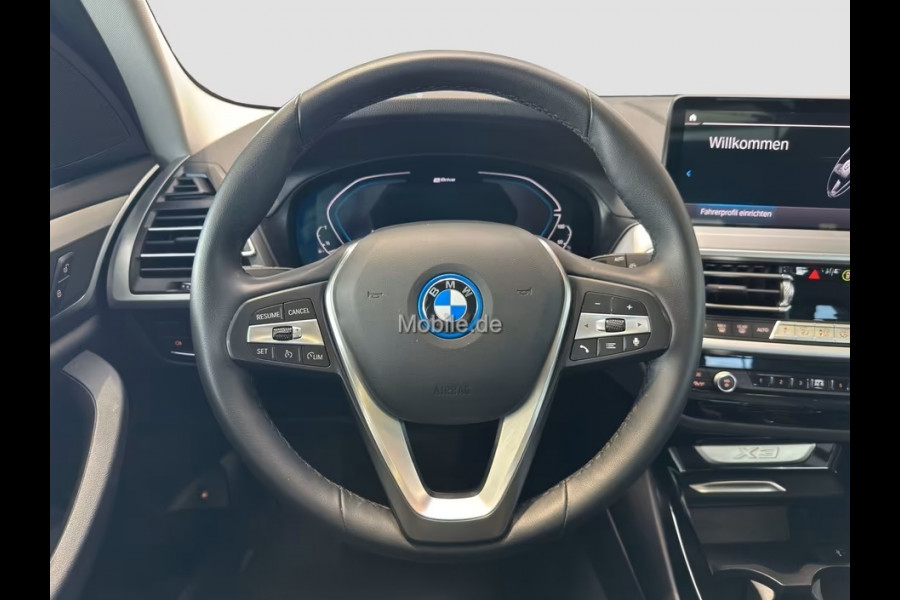 BMW X3 xDrive30e ** LED, NAVI+, LEDER, PANORAMA, KEYLESS, 19-inch LMV ** 1e EIG - UNFALLFREI ** ** INFORMEER OOK NAAR ONZE AANTREKKELIJKE FINANCIAL-LEASE TARIEVEN **