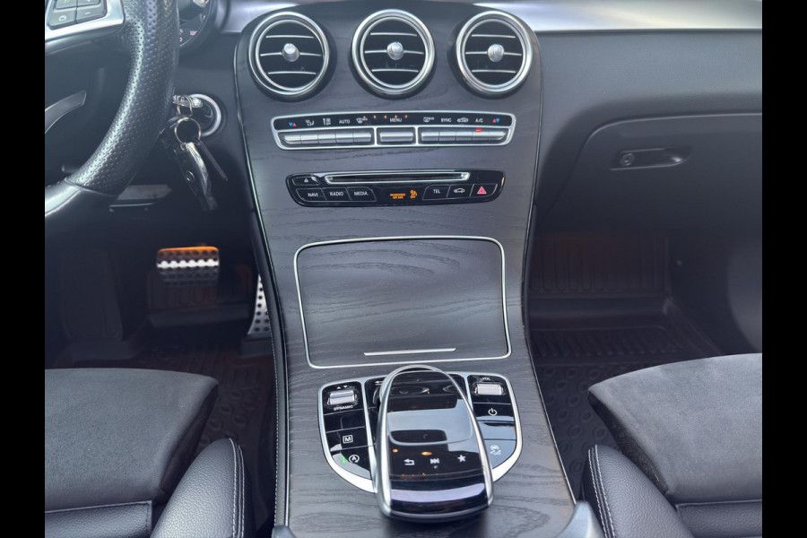 Mercedes-Benz GLC 250 4MATIC AMG Pano Camera Trekhaak