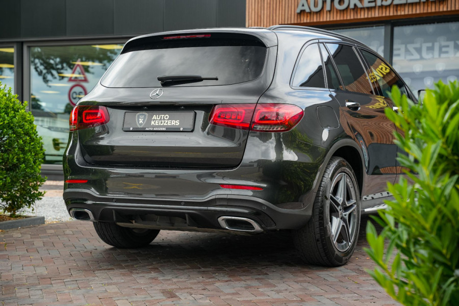 Mercedes-Benz GLC 200 Business Solution AMG Burmester Camera Stoelvent Keyless Trekhaak! Navigatie Cruise Leer Virtual Dash