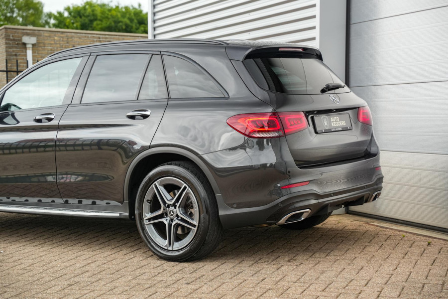 Mercedes-Benz GLC 200 Business Solution AMG Burmester Camera Stoelvent Keyless Trekhaak! Navigatie Cruise Leer Virtual Dash