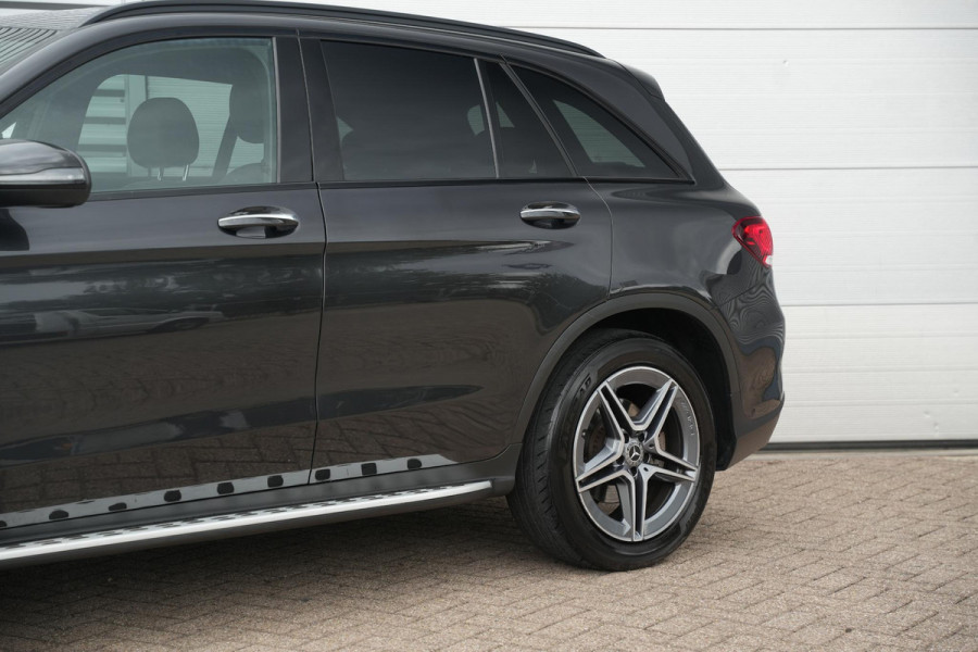 Mercedes-Benz GLC 200 Business Solution AMG Burmester Camera Stoelvent Keyless Trekhaak! Navigatie Cruise Leer Virtual Dash
