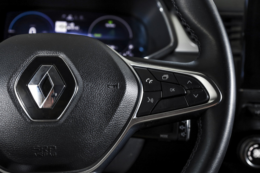 Renault Captur 1.6 E-Tech Plug-in Hybrid 160 PK Intens - Automaat | Dig. Cockpit | Cruise | PDC | 360 Camera | NAV + App. Connect | ECC | DAB | Bose Audio | Trekhaak Afn. | LM 17" |