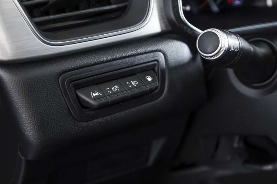 Renault Captur 1.6 E-Tech Plug-in Hybrid 160 PK Intens - Automaat | Dig. Cockpit | Cruise | PDC | 360 Camera | NAV + App. Connect | ECC | DAB | Bose Audio | Trekhaak Afn. | LM 17" |