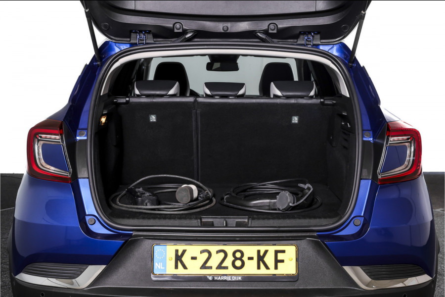 Renault Captur 1.6 E-Tech Plug-in Hybrid 160 PK Intens - Automaat | Dig. Cockpit | Cruise | PDC | 360 Camera | NAV + App. Connect | ECC | DAB | Bose Audio | Trekhaak Afn. | LM 17" |