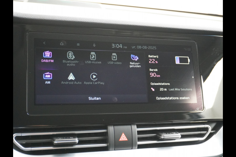 Kia e-Niro 64kWh 204PK Leder ExecutiveLine Adap.Cruise JBL®-Sound Navi Ecc Apple Carplay/Android Auto DAB Stoelverwarming+Ventilatie+Memory Warmtepomp Stuurverwarming Bluetooth Led Lmv Rijstrooksensor Origineel Nederlandse Auto Dealeronderhouden 48.000 nieuw! 1e Eigenaar