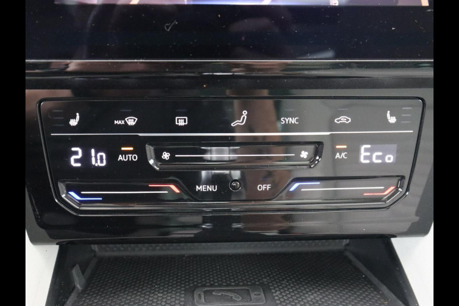 Volkswagen Passat 1.4 TSI PHEV GTE | Panoramadak | Head-Up | 360 Camera | Trekhaak | Stoelverwarming | Matrix LED | Adaptive cruise | Carplay | Navigatie | Leder/Alcantara | Plug In