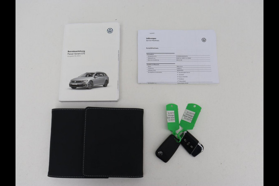 Volkswagen Passat 1.4 TSI PHEV GTE | Panoramadak | Head-Up | 360 Camera | Trekhaak | Stoelverwarming | Matrix LED | Adaptive cruise | Carplay | Navigatie | Leder/Alcantara | Plug In