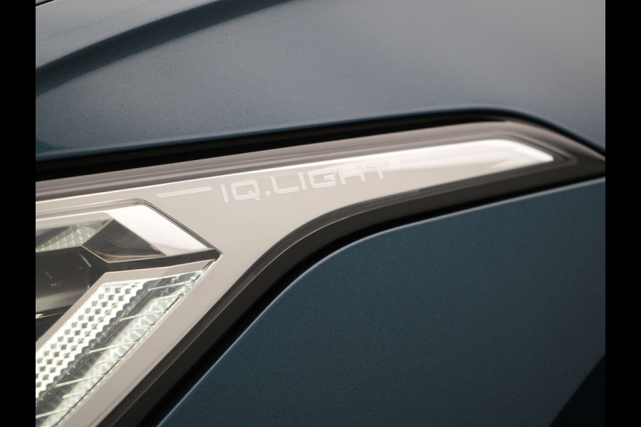 Volkswagen Tiguan 1.4 TSI eHybrid Elegance Plug in Hybrid 245pk Dealer O.H PHEV | Trekhaak Af Fabriek | Panodak | Adaptive Cruise | IQ Light | 360 Camera | Alcantara Sportstoelen Verwarmd | Keyless | Navigatie| Apple Carplay | Blis | Virtual | DAB |