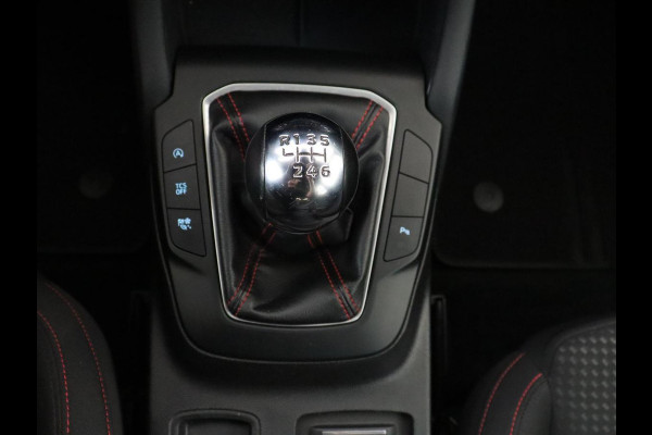 Ford Focus 1.5 EcoBoost ST Line | Stoel & stuurverwarming | Adaptive cruise | Trekhaak | Carplay | Keyless | Climate control | Navigatie | Full LED | Parkeerhulp