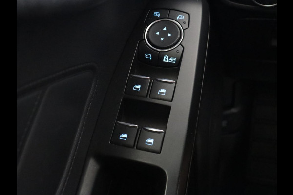 Ford Focus 1.5 EcoBoost ST Line | Stoel & stuurverwarming | Adaptive cruise | Trekhaak | Carplay | Keyless | Climate control | Navigatie | Full LED | Parkeerhulp