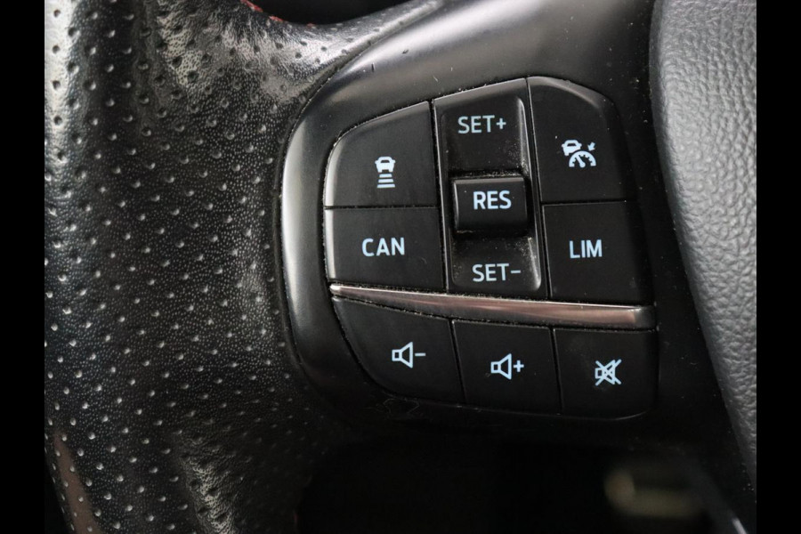 Ford Focus 1.5 EcoBoost ST Line | Stoel & stuurverwarming | Adaptive cruise | Trekhaak | Carplay | Keyless | Climate control | Navigatie | Full LED | Parkeerhulp
