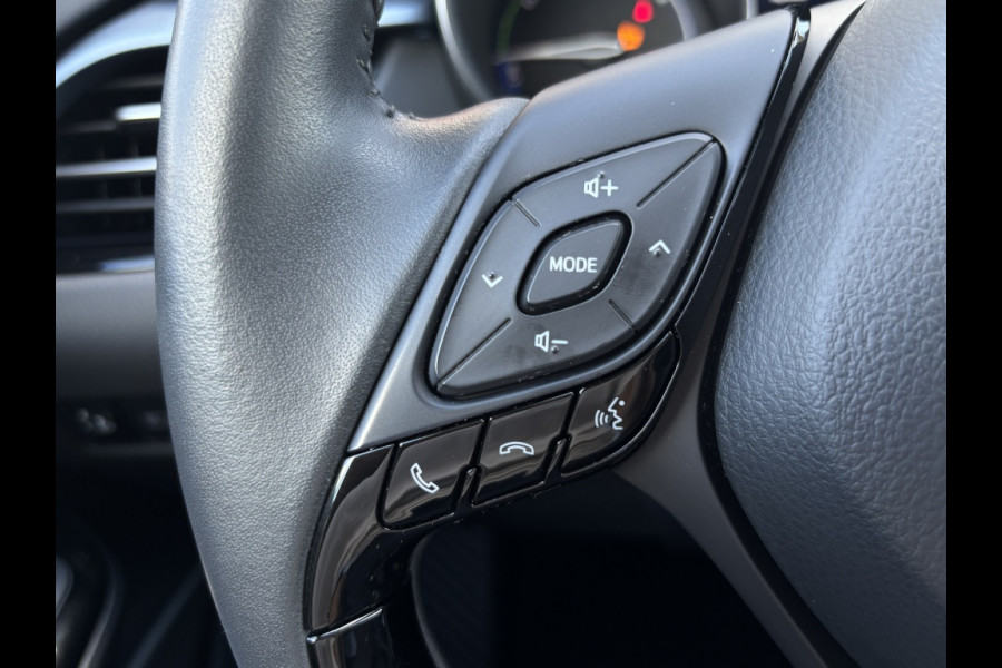 Toyota C-HR 2.0 Hyb. Style TREKHAAK/CAMERA/NAVI/ALLSEASON etc.