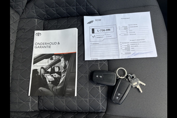 Toyota C-HR 2.0 Hyb. Style TREKHAAK/CAMERA/NAVI/ALLSEASON etc.