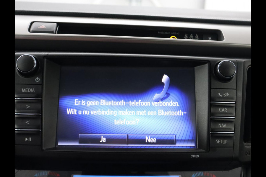Toyota RAV4 2.5 Hybrid Adventure | Schuifdak | Leder | Trekhaak | Adaptive cruise | Stoelverwarming | Camera | Navigatie | Climate control | Bluetooth