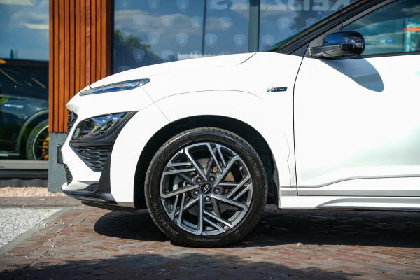 Hyundai Kona 1.0 T-GDI 1.6 T N-Line Camera Stoelvent. Stuurverw DAB+ Navigatie Keyless 200pk!