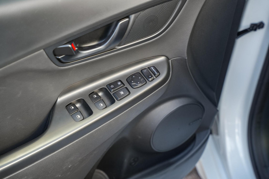 Hyundai Kona 1.0 T-GDI 1.6 T N-Line Camera Stoelvent. Stuurverw DAB+ Navigatie Keyless 200pk!