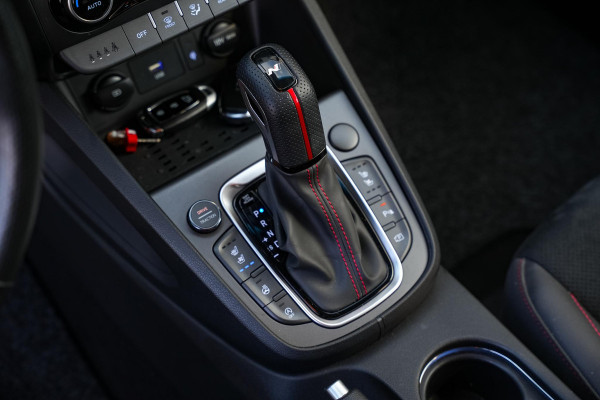 Hyundai Kona 1.0 T-GDI 1.6 T N-Line Camera Stoelvent. Stuurverw DAB+ Navigatie Keyless 200pk!