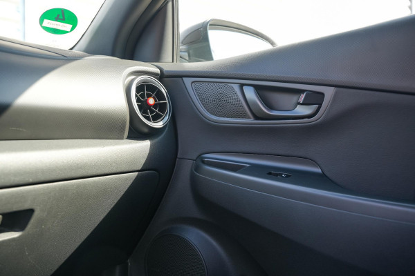 Hyundai Kona 1.0 T-GDI 1.6 T N-Line Camera Stoelvent. Stuurverw DAB+ Navigatie Keyless 200pk!