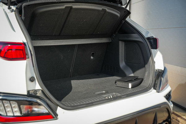 Hyundai Kona 1.0 T-GDI 1.6 T N-Line Camera Stoelvent. Stuurverw DAB+ Navigatie Keyless 200pk!