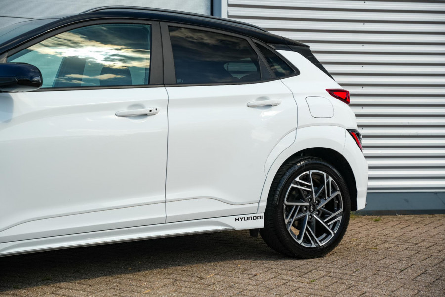 Hyundai Kona 1.0 T-GDI 1.6 T N-Line Camera Stoelvent. Stuurverw DAB+ Navigatie Keyless 200pk!