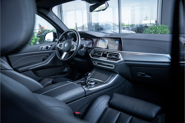 BMW X5 xDrive45e High Executive M-sport l Panorama l Luchtvering l HUD