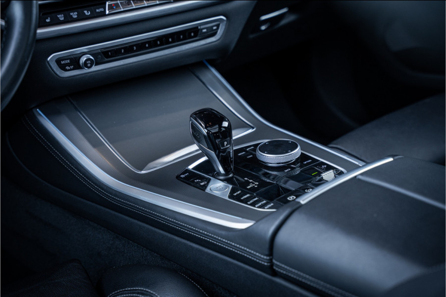 BMW X5 xDrive45e High Executive M-sport l Panorama l Luchtvering l HUD